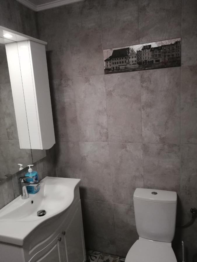 ホテル Casa Continentelor クンプルング エクステリア 写真