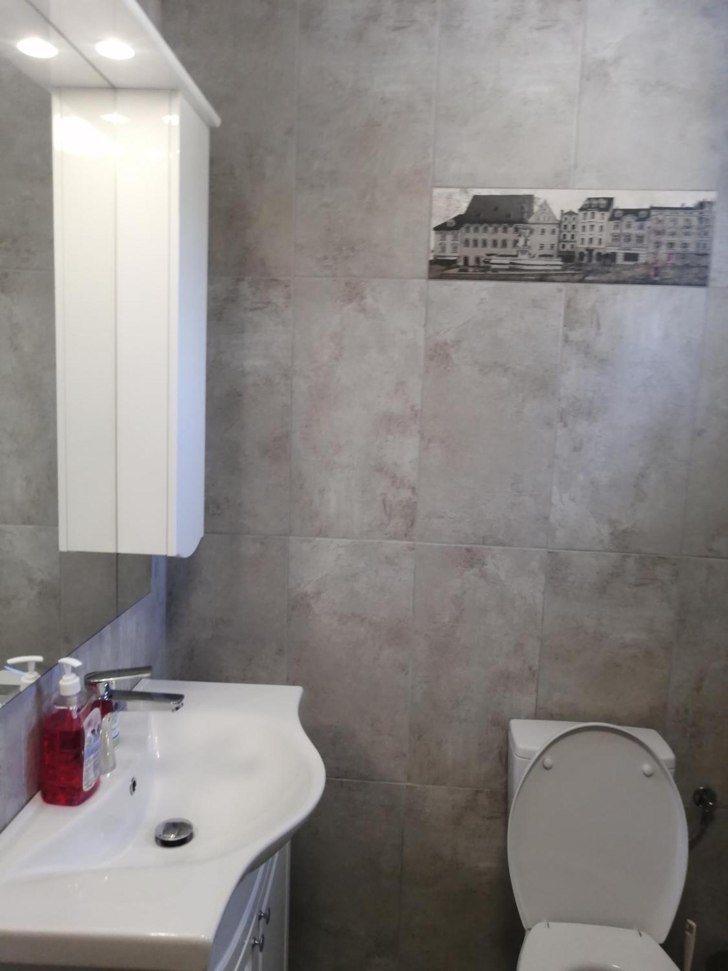 ホテル Casa Continentelor クンプルング 部屋 写真